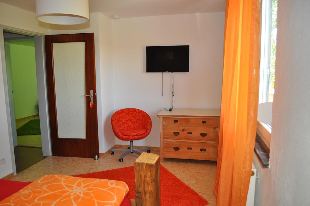 Punkrock Harbour Pension Baehr Karlsruhe Zewnętrze zdjęcie