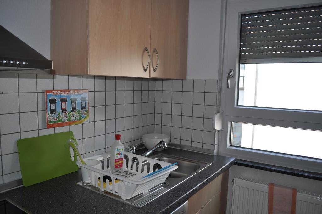 Punkrock Harbour Pension Baehr Karlsruhe Zewnętrze zdjęcie